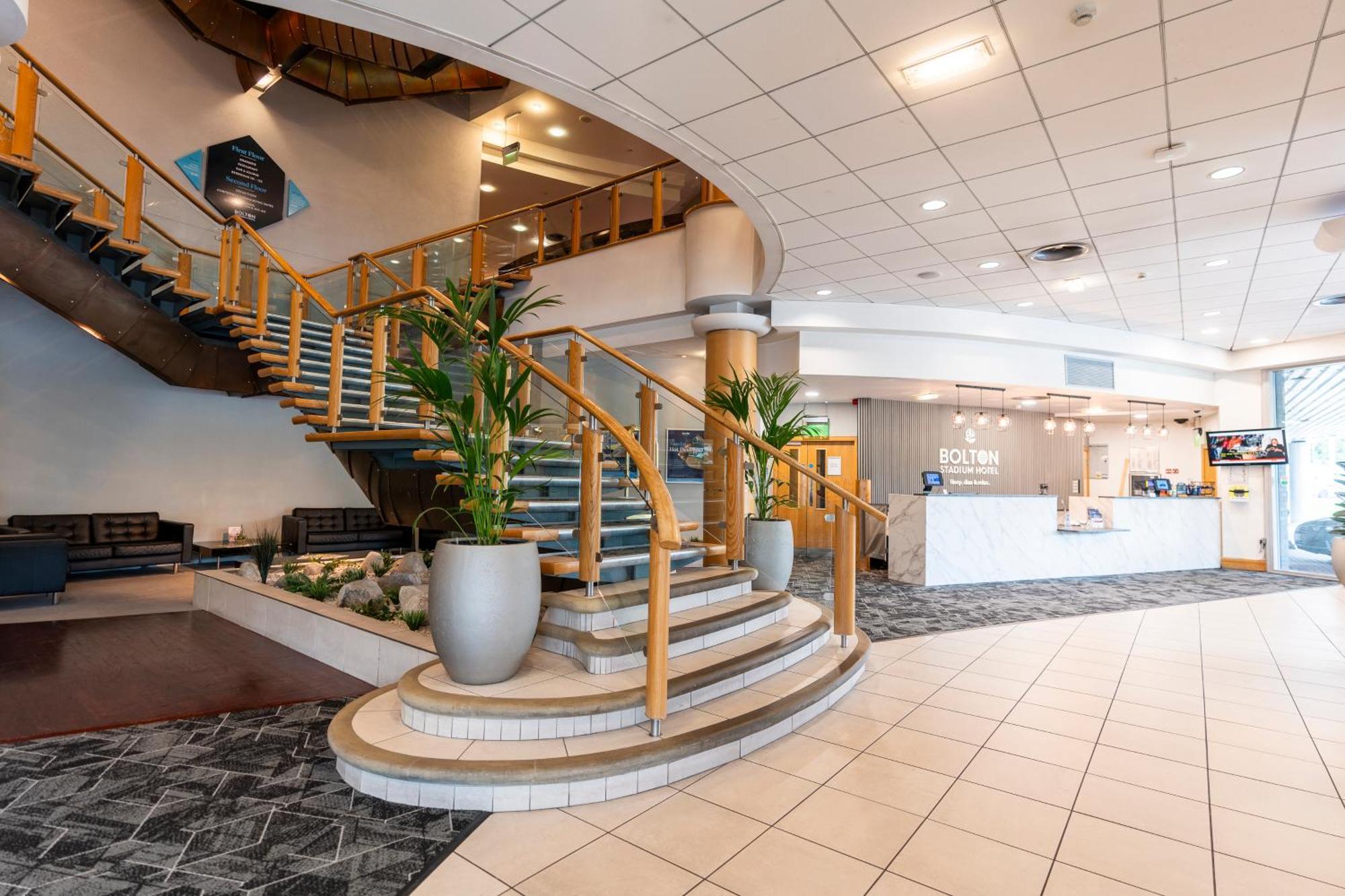 The Bolton Stadium Hotel, A Member Of Radisson Individuals Luaran gambar