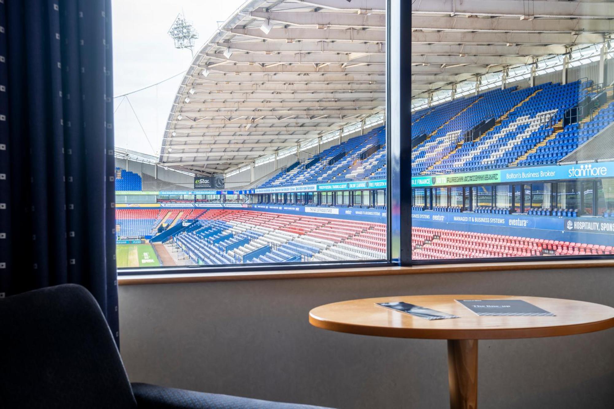 The Bolton Stadium Hotel, A Member Of Radisson Individuals Luaran gambar
