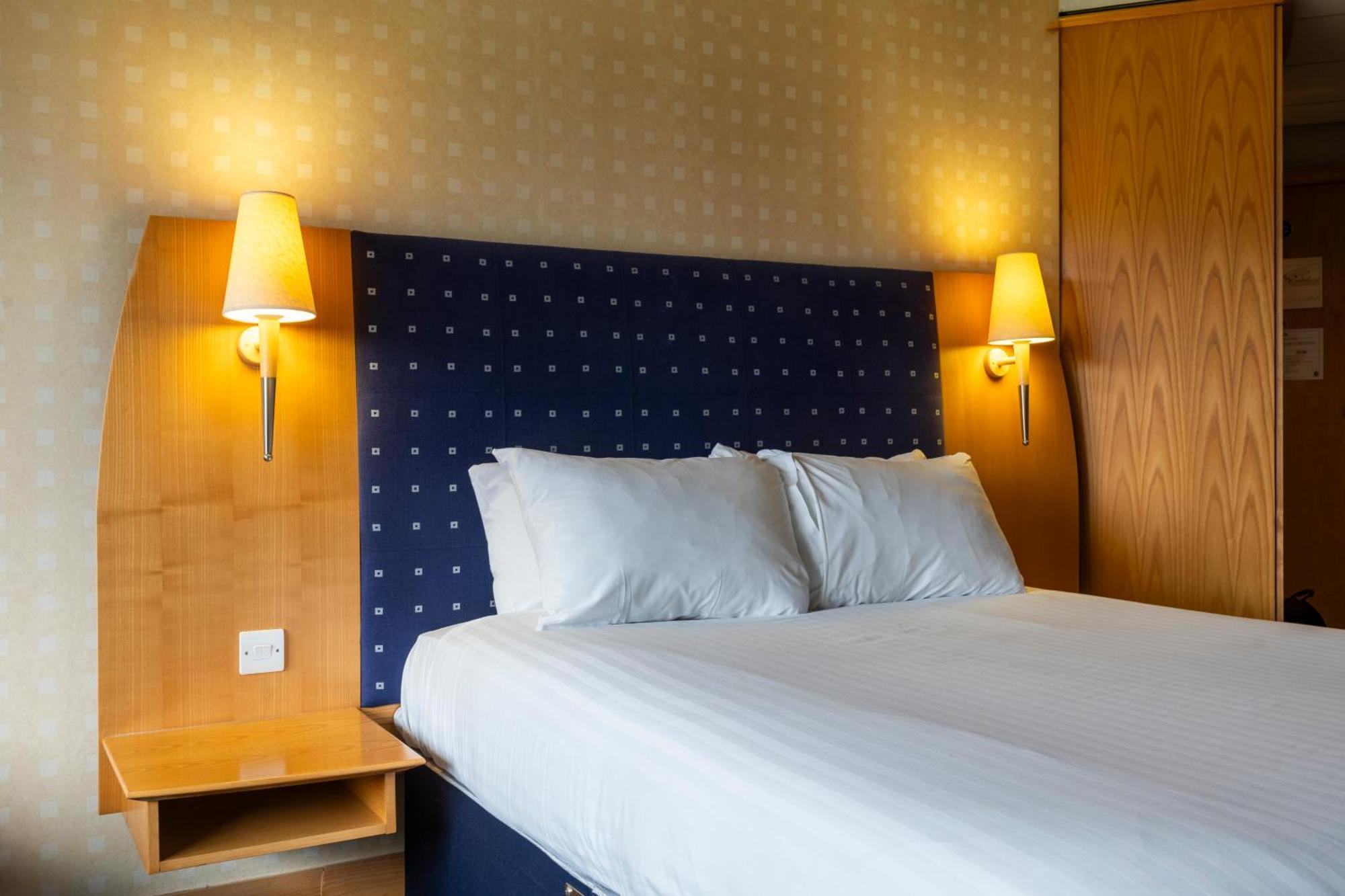 The Bolton Stadium Hotel, A Member Of Radisson Individuals Luaran gambar