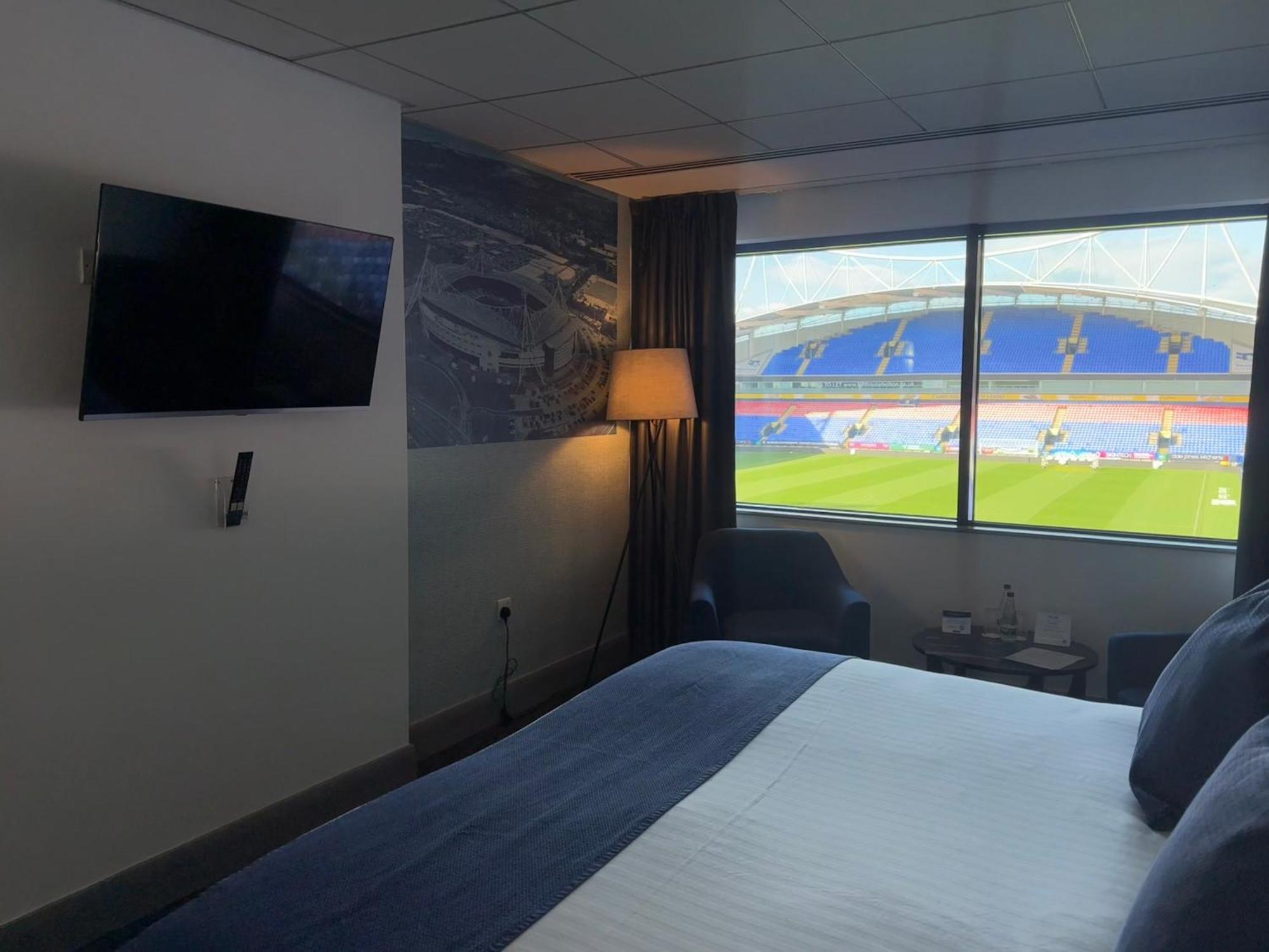 The Bolton Stadium Hotel, A Member Of Radisson Individuals Luaran gambar