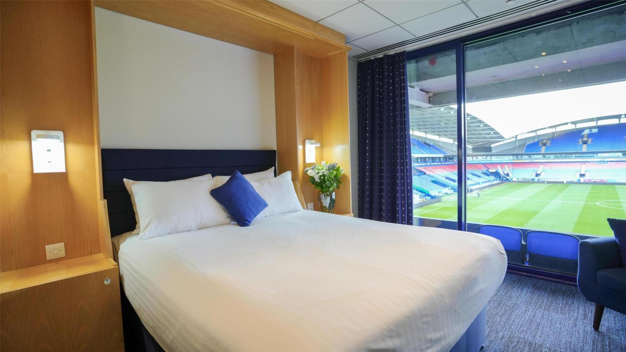 The Bolton Stadium Hotel, A Member Of Radisson Individuals Luaran gambar
