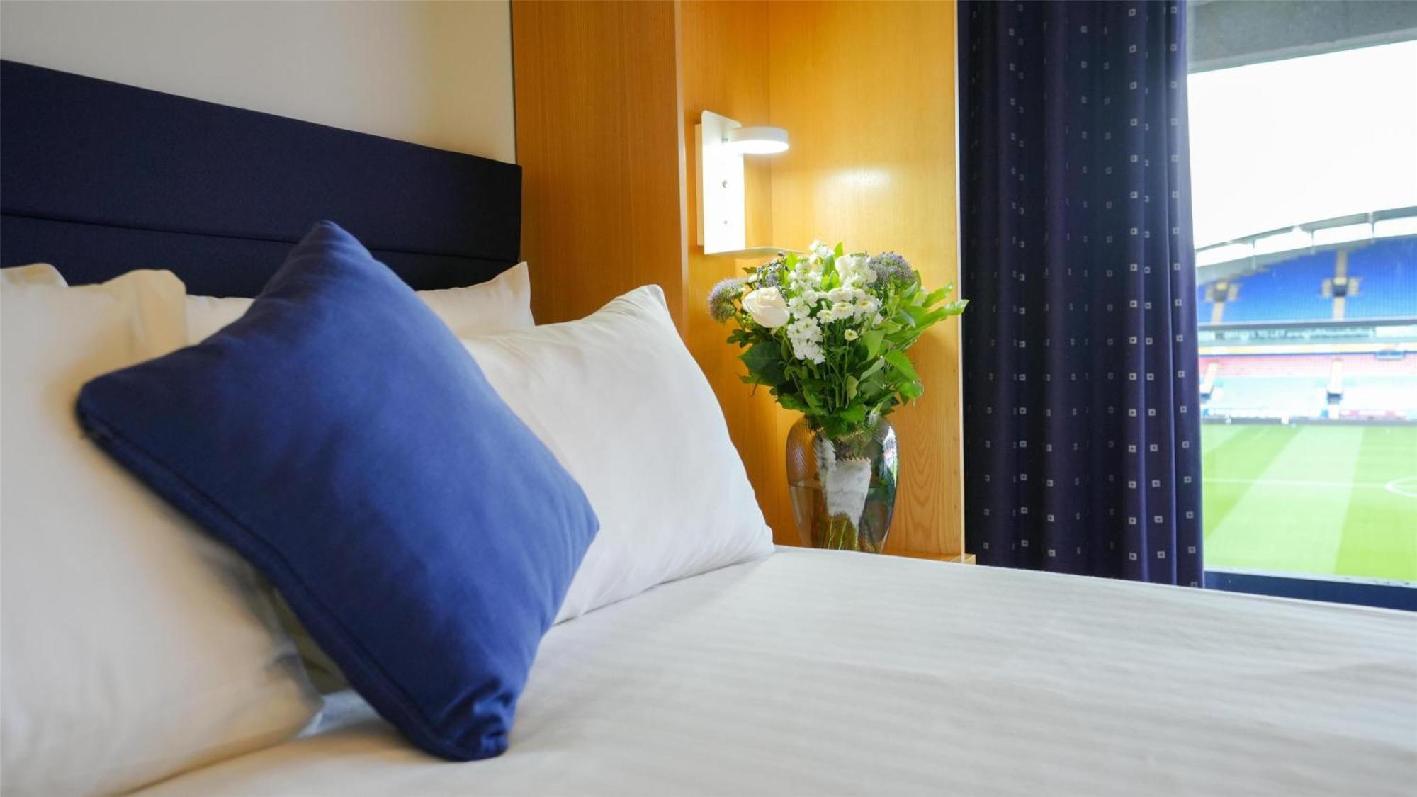 The Bolton Stadium Hotel, A Member Of Radisson Individuals Luaran gambar